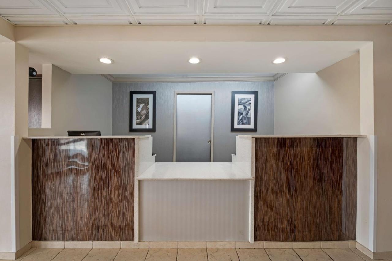 Best Western Edinburgh/Columbus Bagian luar foto